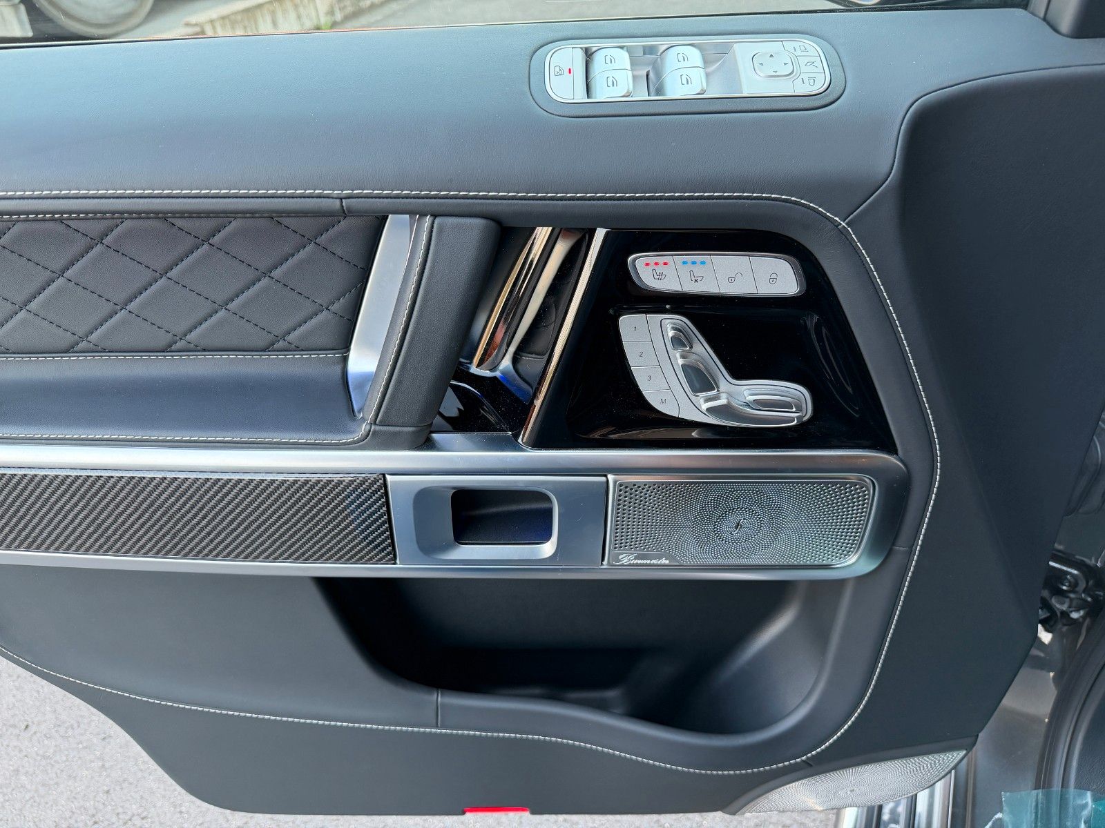 Fahrzeugabbildung Mercedes-Benz G 63 AMG Manufaktur+Drivers+TV+StdH+BURM3D+VOLL