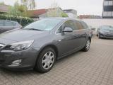 Opel Astra J Sports Tourer Sport  1 HAND - Opel Astra aus 2011: Sports Tourer