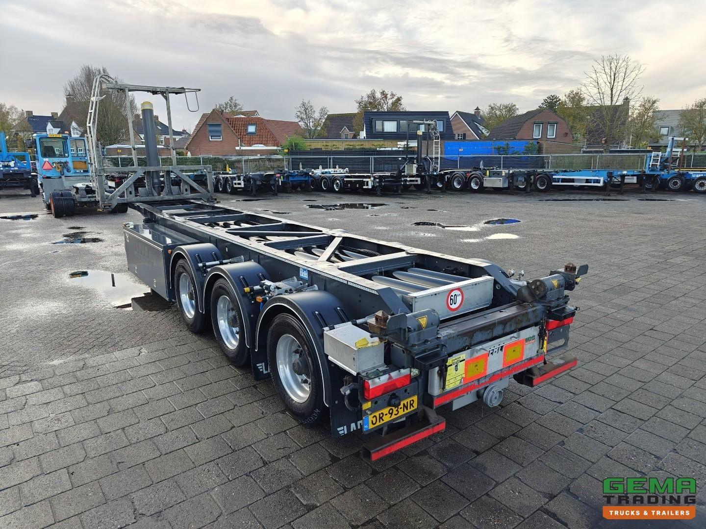 Lag O-3-CC 3-achsiger BPW-Kipper (9,14 m) mit Drehfö