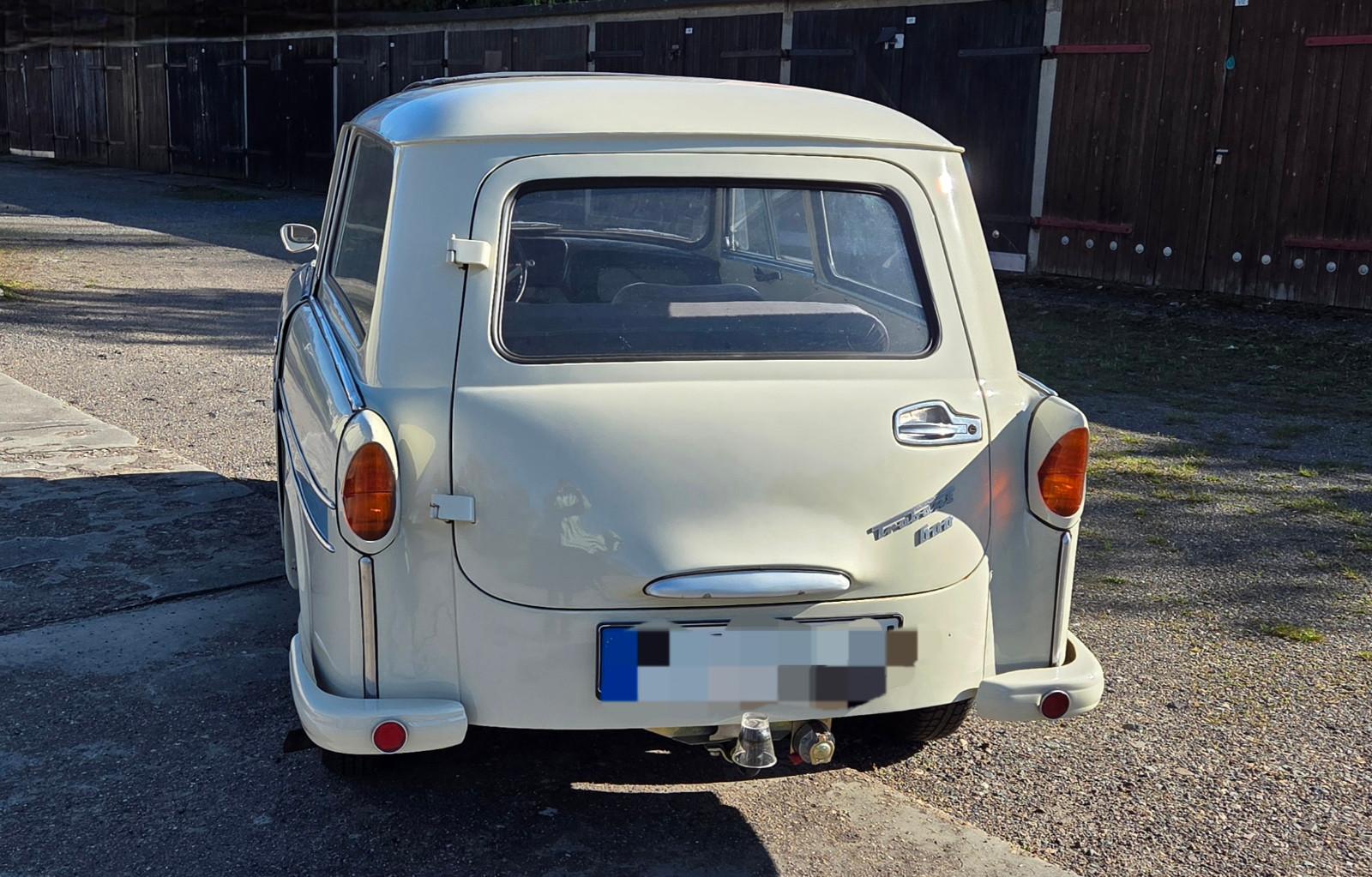Trabant 600 camping