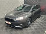 Ford Focus Turnier*ST LINE*R.KAM-PDC-SHZ-TEMP-LHZ-NAV - Ford Focus: ST Line