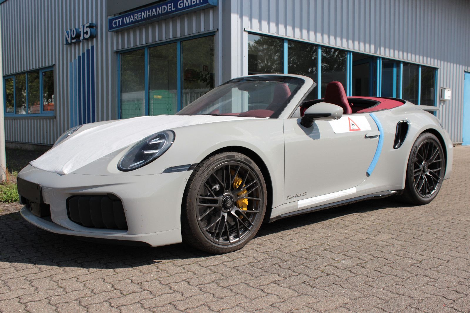 Fahrzeugabbildung Porsche 992.2 Turbo S Cabrio *LIFT* *BURMESTER* *INNO*