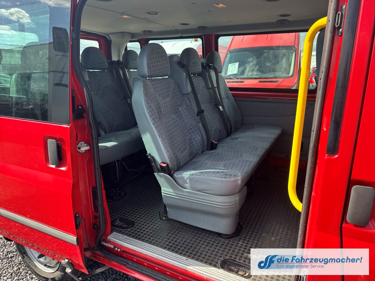 Fahrzeugabbildung Ford Transit Kombi FT 280 K Freisprech Allwetterreife