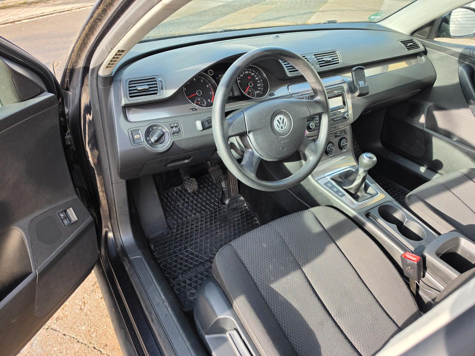 Volkswagen Passat 2009 — photo 9