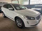 Volvo XC60 Summum CAM AUT NAV  EUR6 LEDER - Volvo XC60: Summum