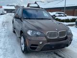BMW X5 50i E70 4.4 V8 - BMW 550 aus 2011