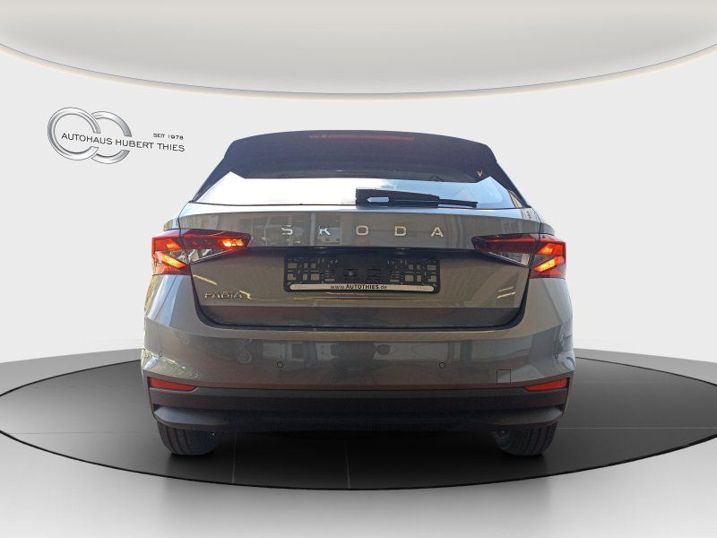 Fahrzeugansicht 6 Fahrzeugabbildung SKODA Fabia 1.0 TSI Essence