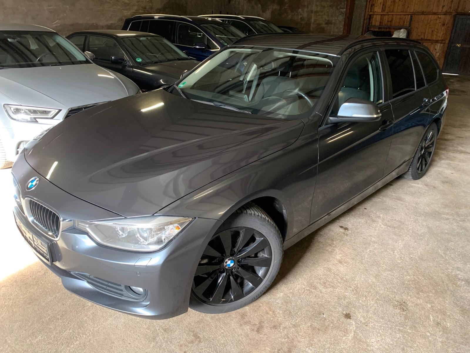 BMW 320d Touring*SPORTSITZE*LEDER*NAVI*XENON*SHZ