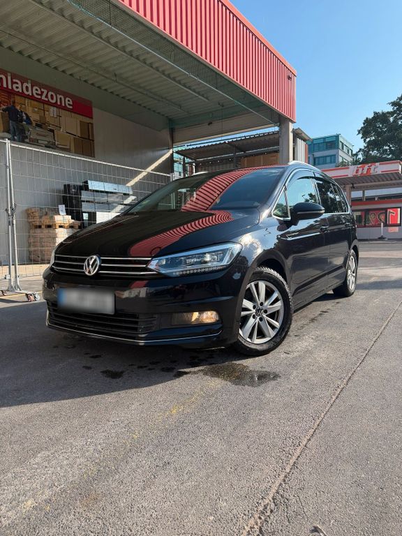 Image of Volkswagen Touran