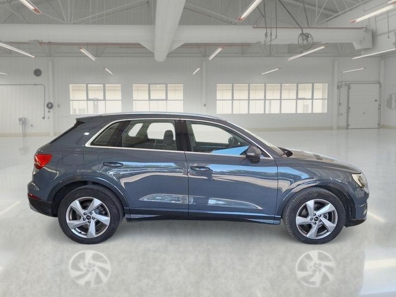 Audi AUDI Q3 35 TDI S TRONIC BUSINESS ADVANCED SUV imagem 3