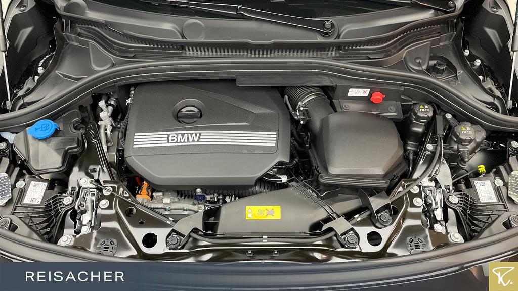 BMW 225