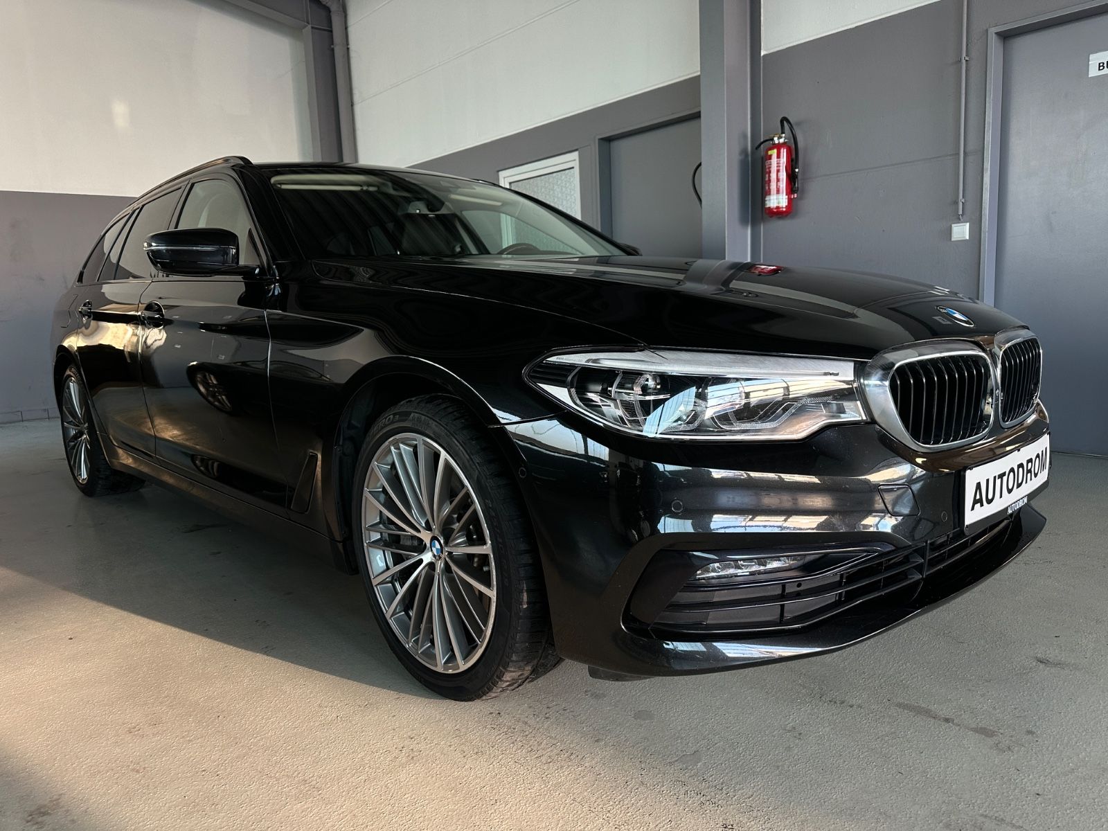BMW 540 d xDrive Sport Line/Komfortsitze/360°/AHK