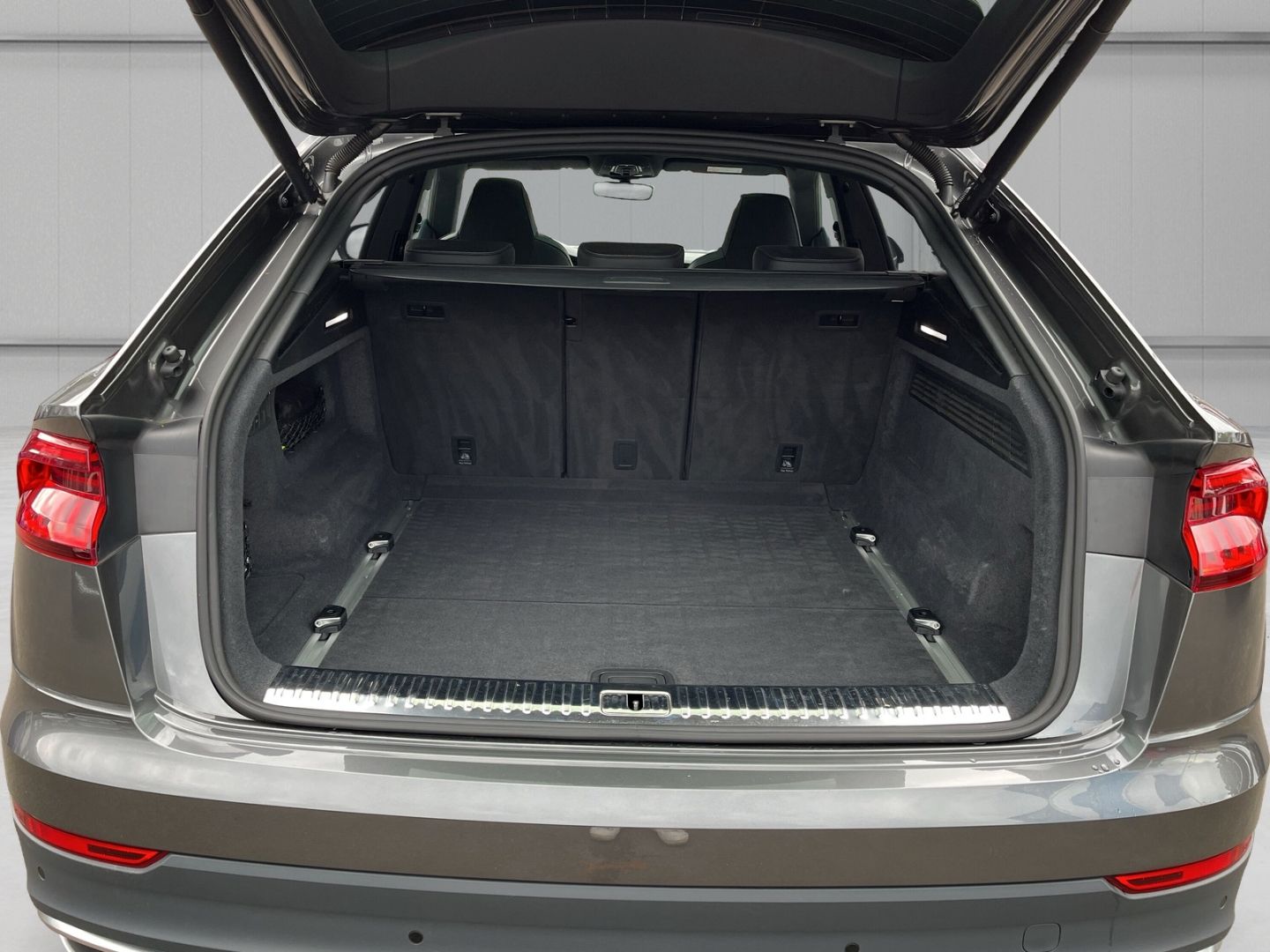 Audi Q8 50 TDI Tiptronic quattro Sportpaket Luftfeder foto 15
