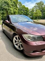 BMW E90 330d 2005 in sehr schöne Original ... - BMW 330 aus 2005: 330i