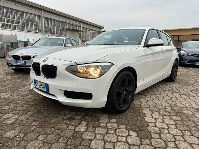 BMW Bmw 114 114d 5p. Unique