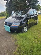 Fiat Idea 1.4 | Scheckheft | Rentnerfahrz. - schwarze Fiat Idea