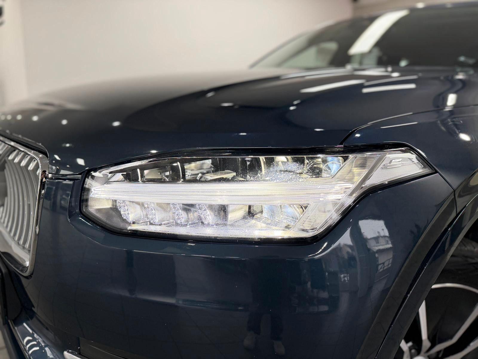Volvo XC90 T8 Plug-In Hybrid AWD 1.Hand|7 Sitze|Leder