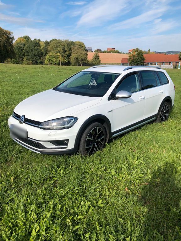 Image of Volkswagen Golf