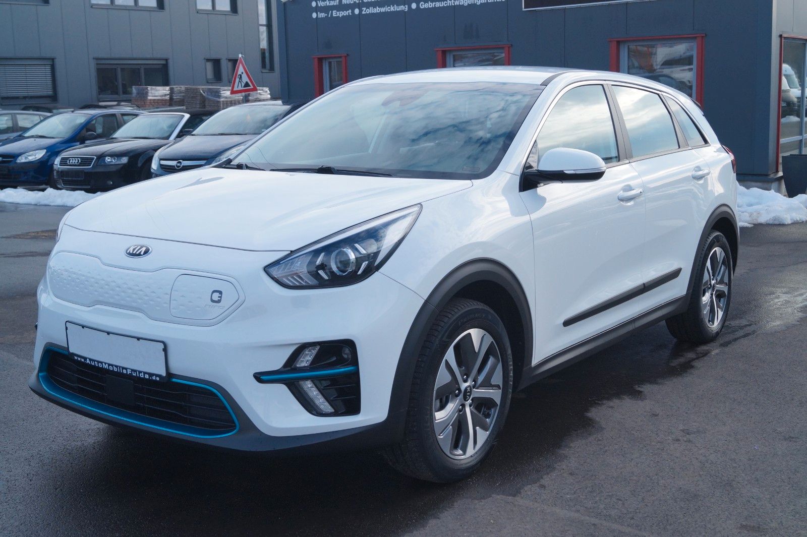 Fahrzeugabbildung Kia Niro 64kwH/150kw/SOH 97%/Wä.Pumpe