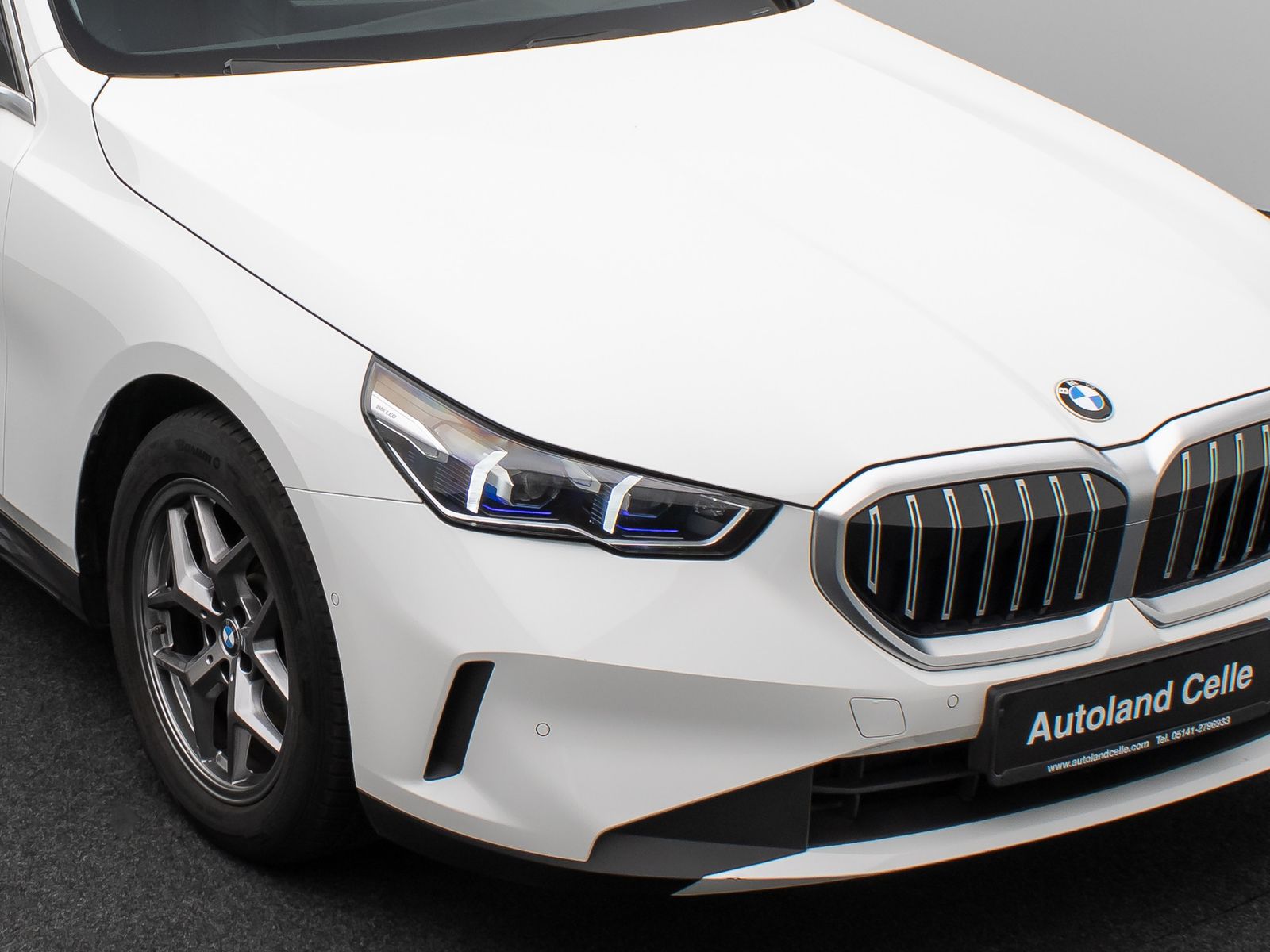 Fahrzeugabbildung BMW 520d Kamera DAB Alarm DrivingAssist Leder Sport