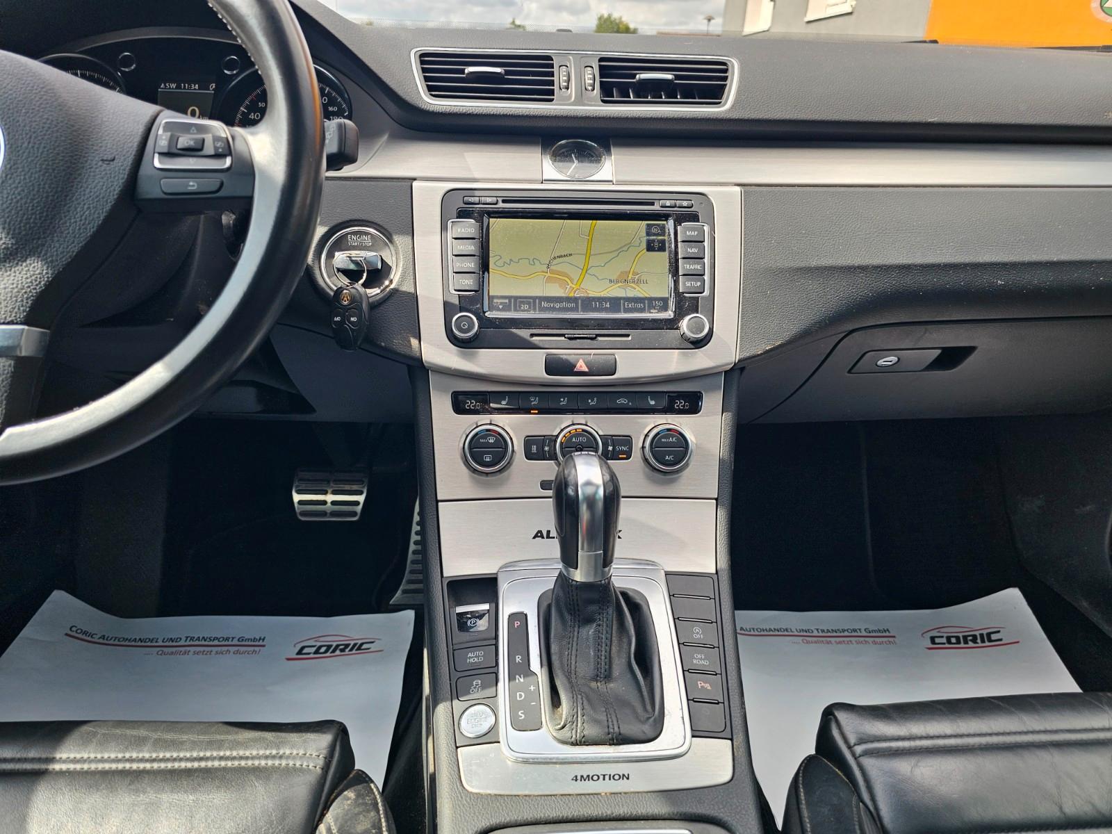 Volkswagen Passat Alltrack 2012 — photo 18
