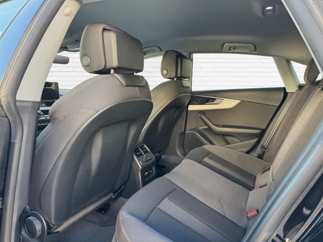 Fahrzeugabbildung Audi A5 Sportback S line business 40 TDI quattro MMI