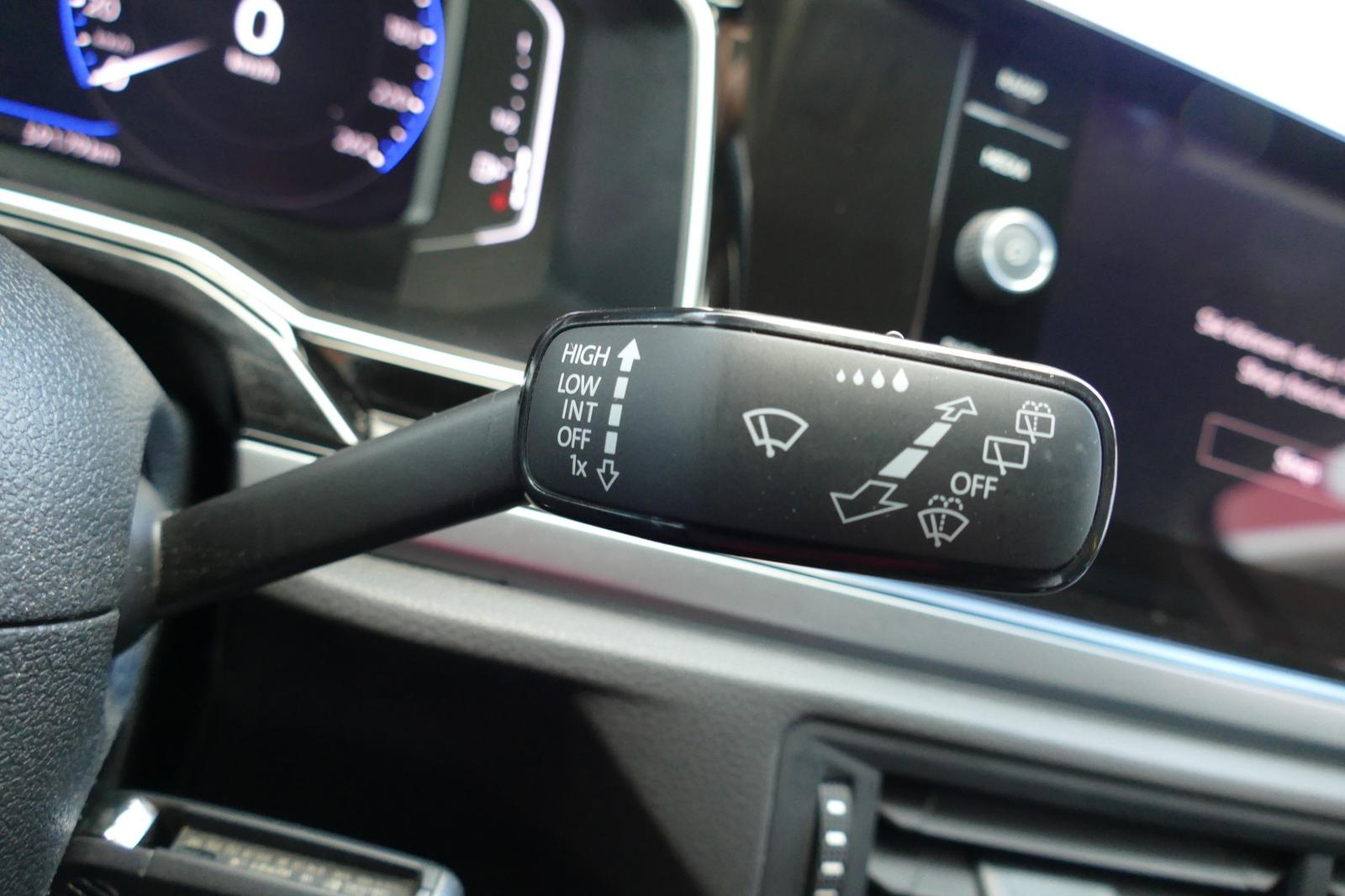 Volkswagen Polo 1.0 Active DSG LED ACC Sitzheizung DAB PDC, миниатюра 12