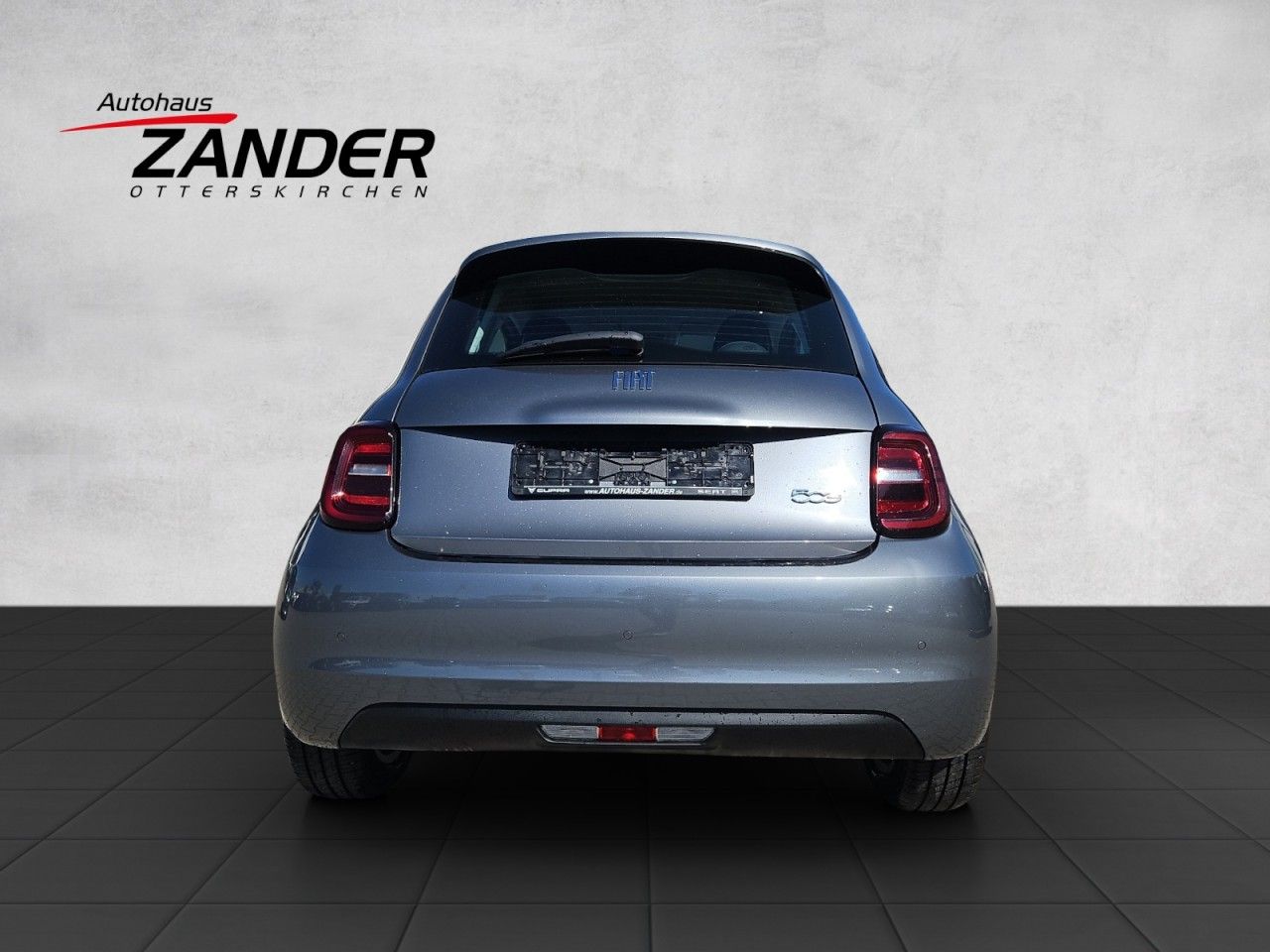 Fahrzeugabbildung Fiat 500 e Icon Batterieprotokoll,Tempomat,Navi