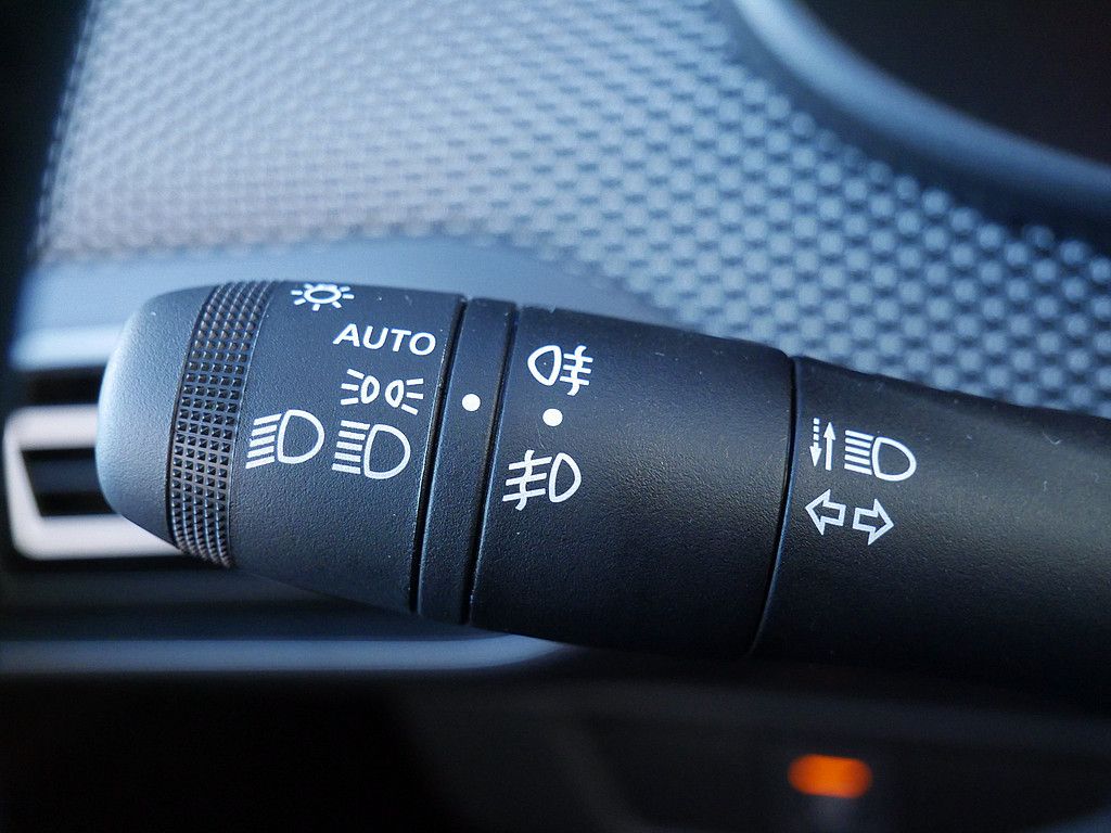 Fahrzeugabbildung Dacia Sandero Journey TCe 90 CVT AUTOMATIK