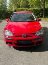 Volkswagen Golf 5 1.9 TDI DSG - Volkswagen Golf aus 2004: TDI
