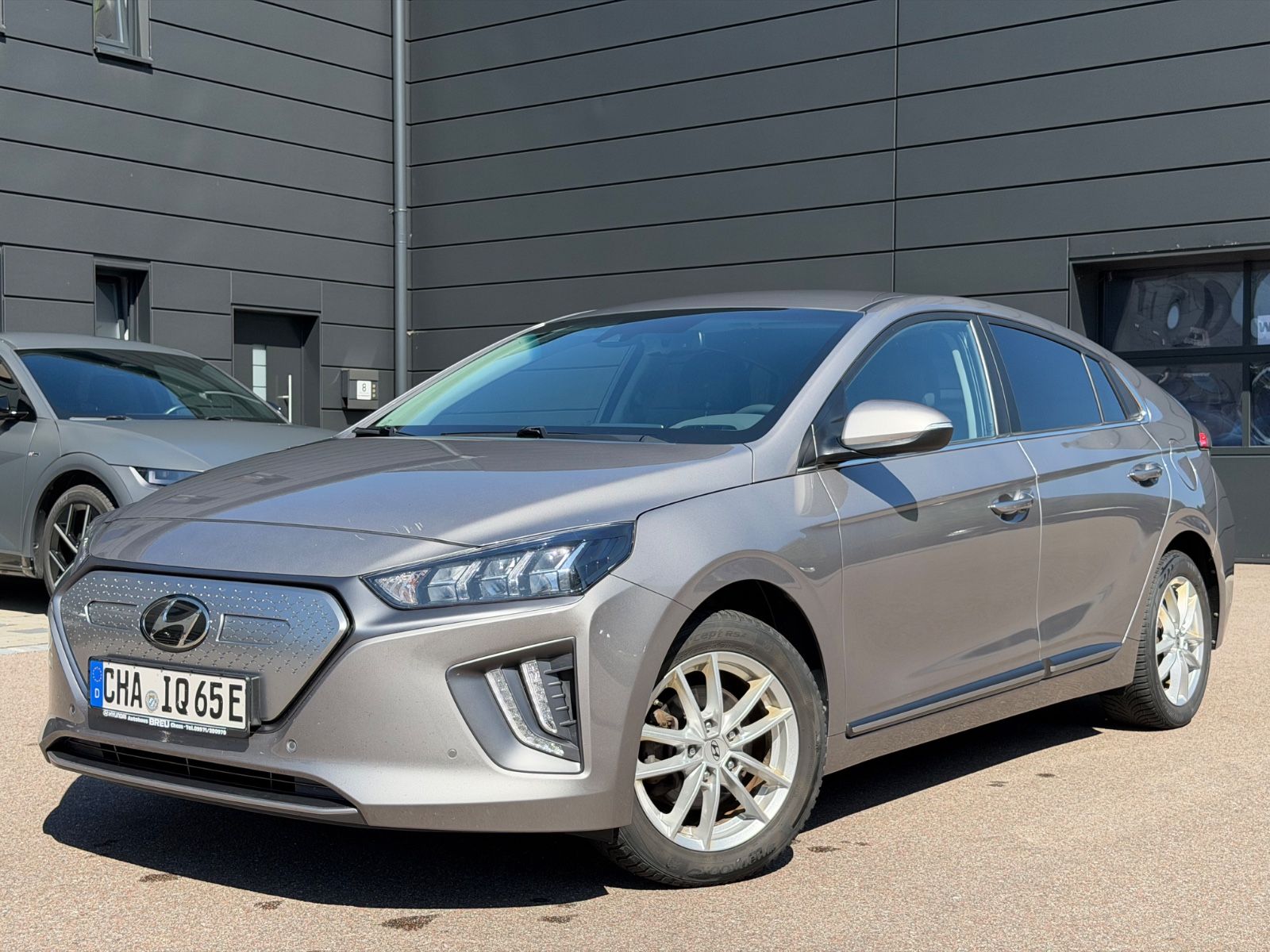 Hyundai IONIQ