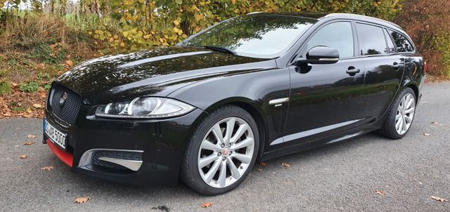 Jaguar XF 3.0 L V6 Diesel Sportbrake  Xenon Leder Navi 