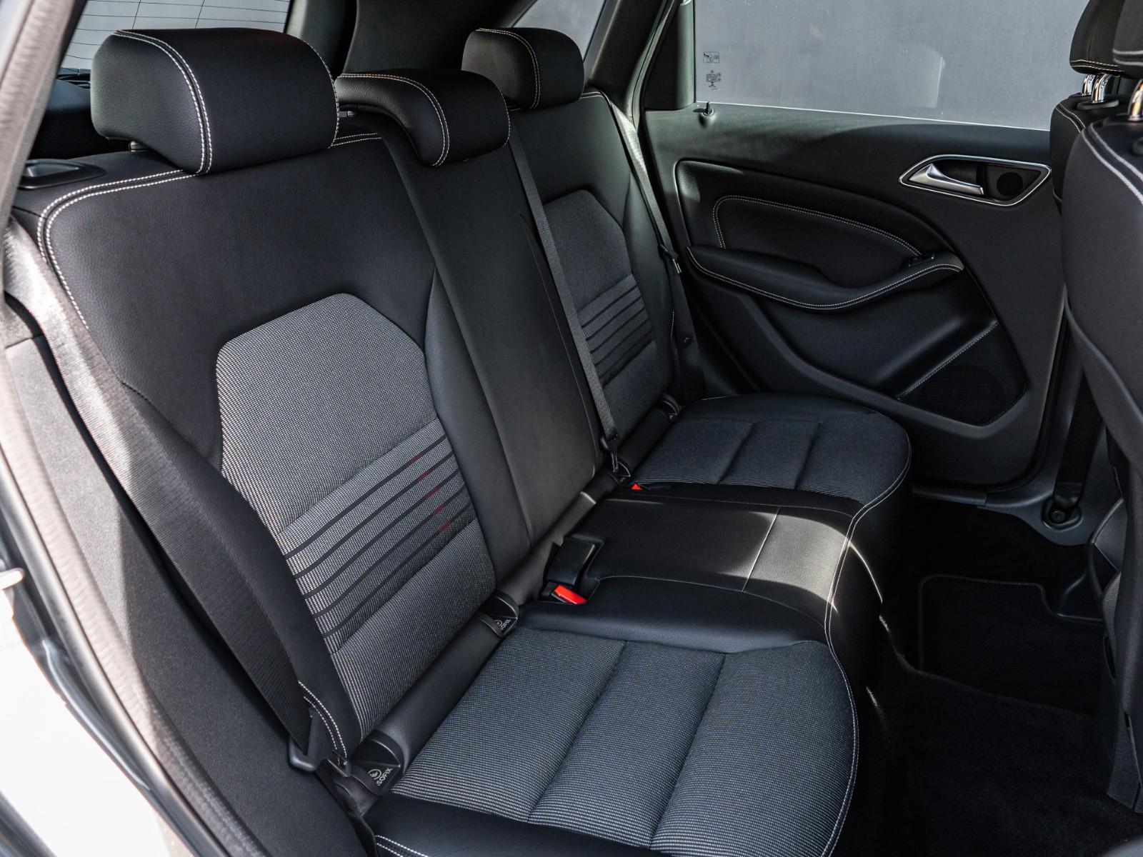 Mercedes-Benz B 180 Rentner Automatik TOP ZUSTAND