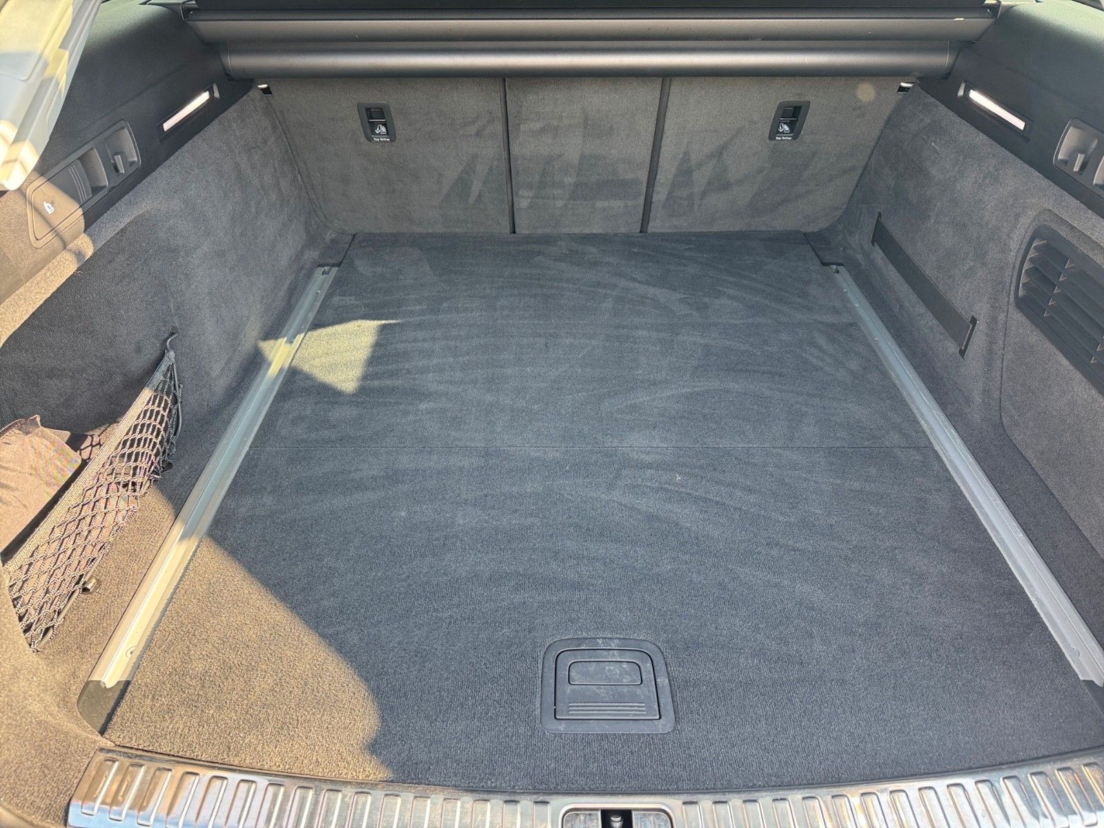 Fahrzeugabbildung Audi A6 Avant Design 40 TDI quattro S tronic