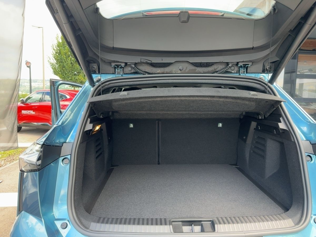 Fahrzeugabbildung Renault Symbioz Iconic E-Tech Full Hybrid 145