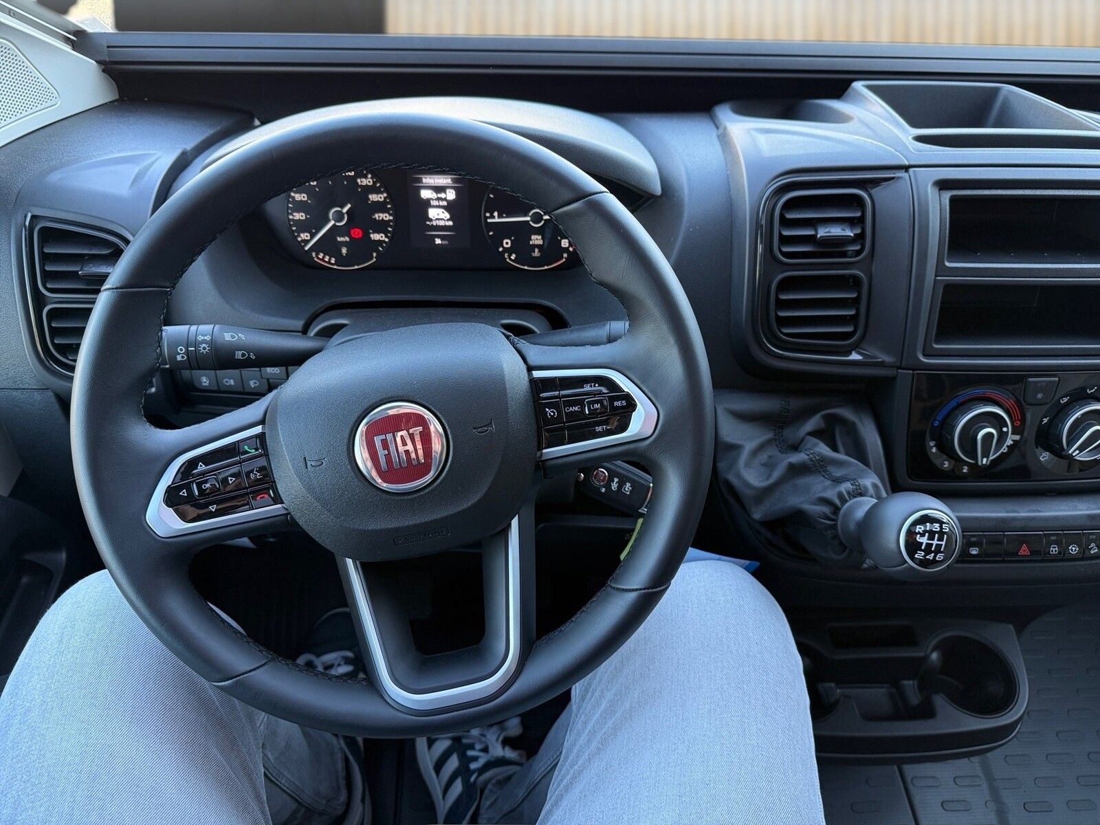Fahrzeugabbildung Karmann Dexter DE 600 Concept Paket