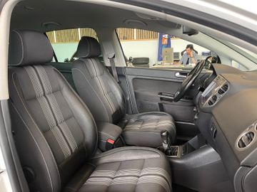 Volkswagen Golf Plus VI Match *TEILLEDER*NAVI*SZHZ*PDC*