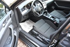 VW Passat Variant 2.0 TDI Business Navi AHK CarPlay VW Passat Variant 2.0 TDI Business Navi AHK CarPlay