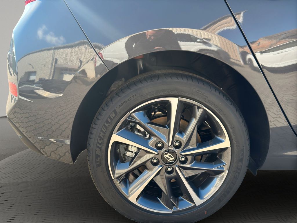 Hyundai i30 1.0 T-GDI ADVANTAGE NAVISITZHZGPDCLED