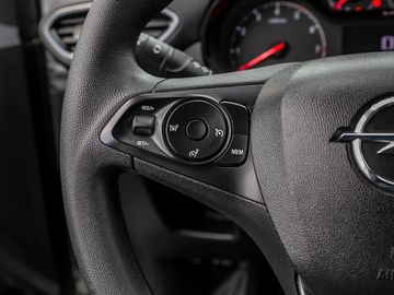 Opel Crossland 1.2 Basis Fernlicht-Assistent Tempomat