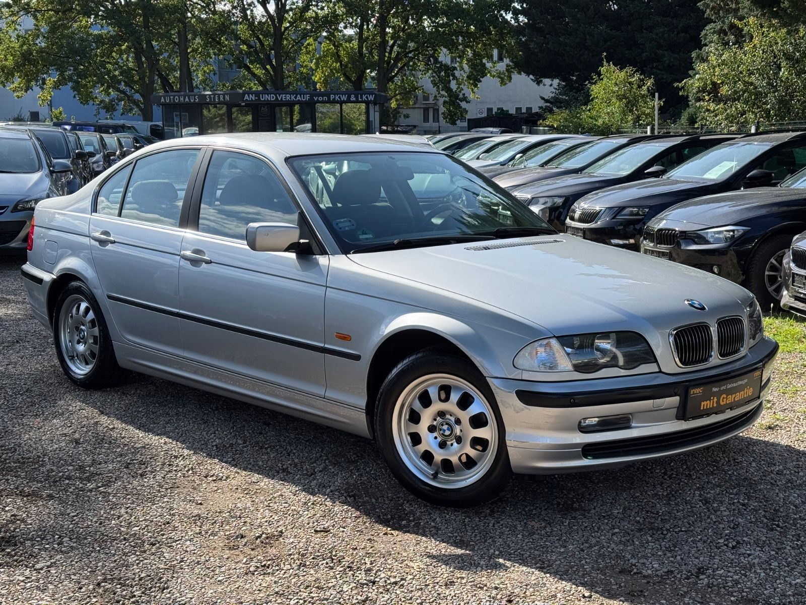 BMW 320 - 1