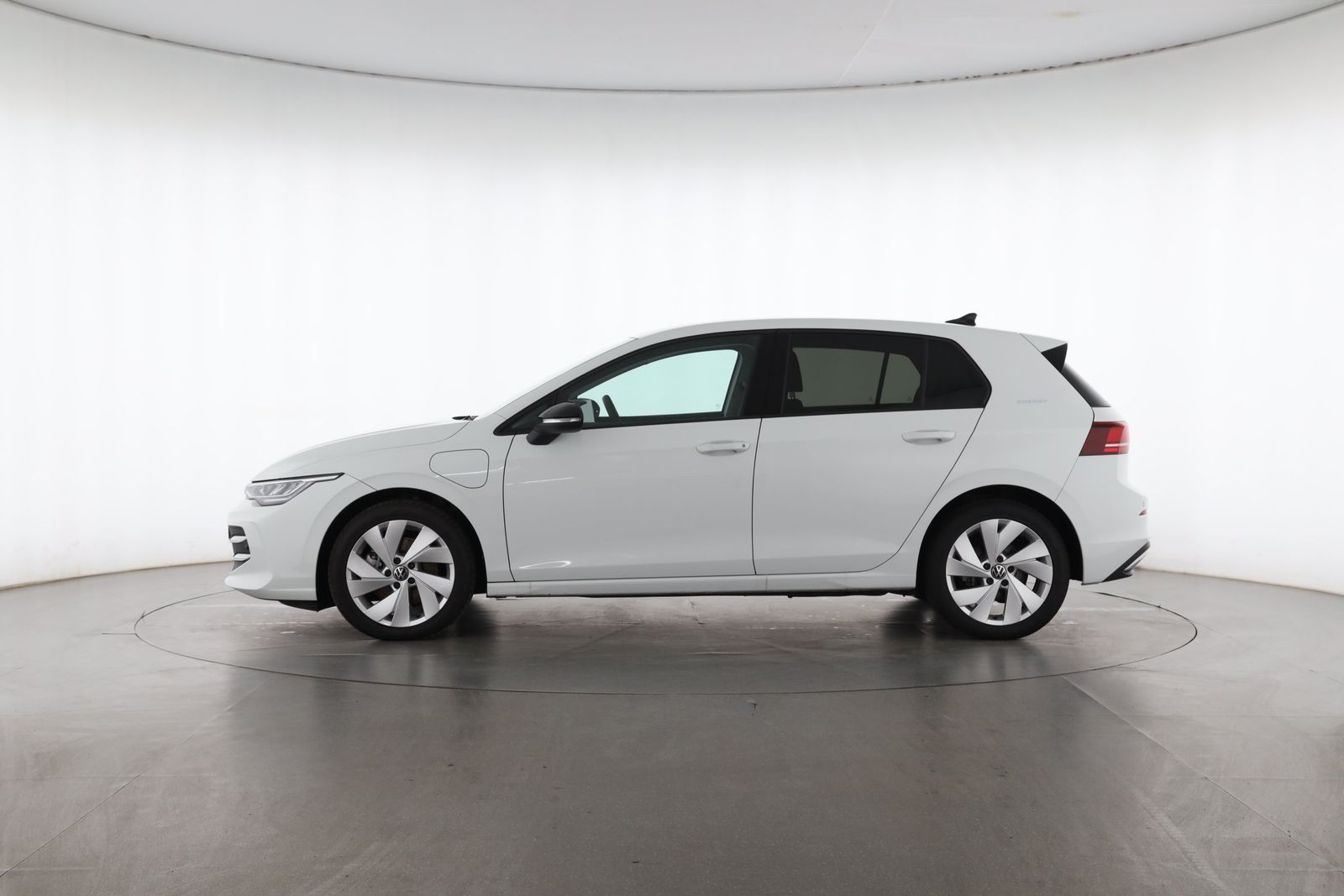 Volkswagen Golf VIII 1.5 TSI DSG eHybrid Energy AHK foto 3