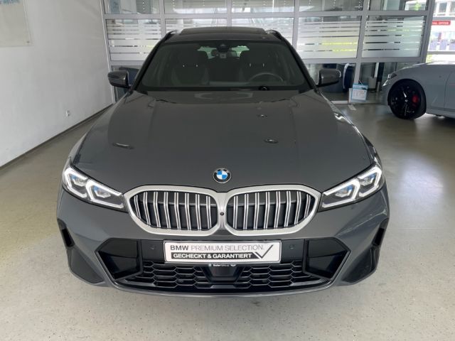 BMW 320 d Touring M Sport 19'' Pano Comf. Innov. ACC foto 2