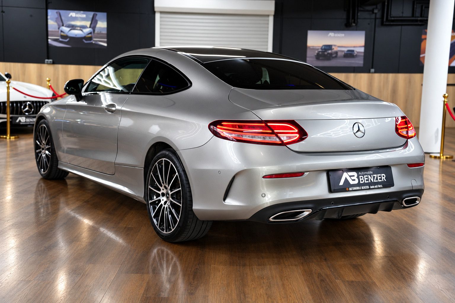 Fahrzeugabbildung Mercedes-Benz C 300 Coupe /AMG/VIRTUAL/MBUX/AMBIENTE/KAMERA
