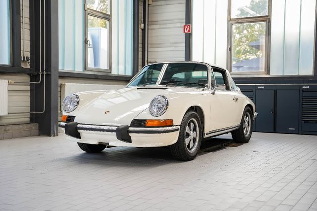 Porsche 911 Urmodell 2.4 E Targa