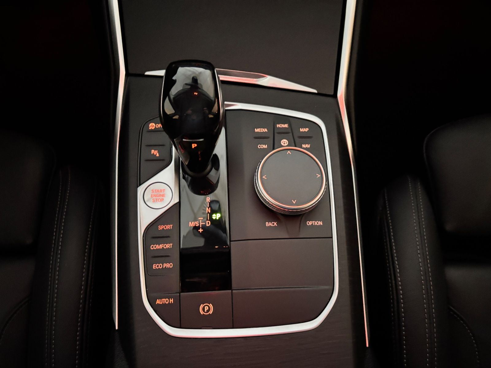 BMW Touring 320 d xDrive Luxury Line foto 16