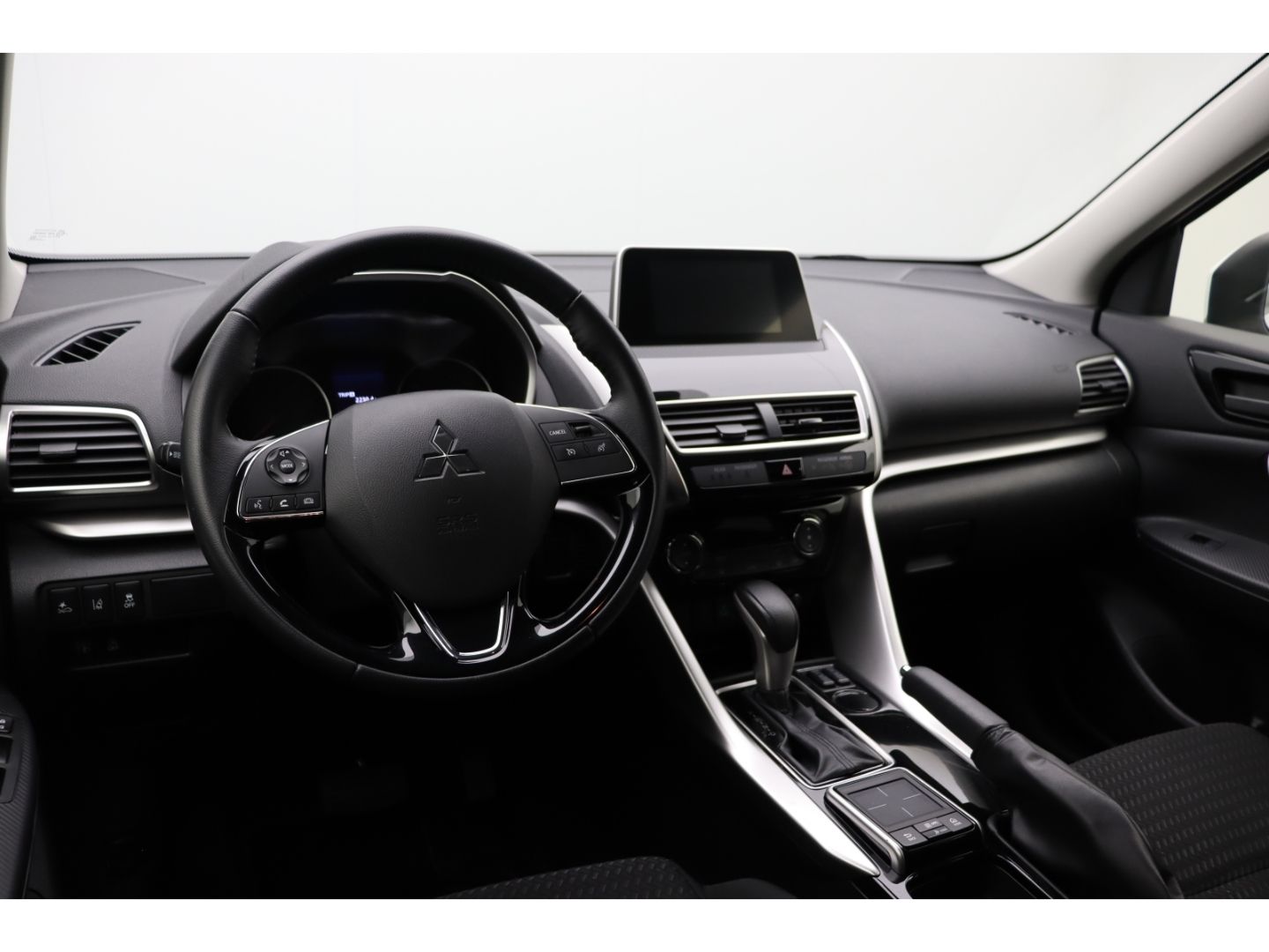Fahrzeugabbildung Mitsubishi Eclipse Cross 1,5 l Turbo Benziner Diamant Editi