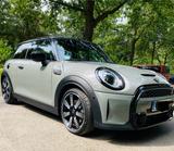 MINI Cooper S LED Navi 18 Zoll LM Shzg Moonwalk Grey  - graue MINI Coupe Serie