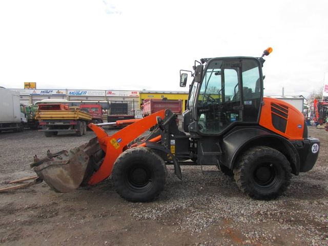 Komatsu WA 100 M-7 Radlader 32.000 EUR netto