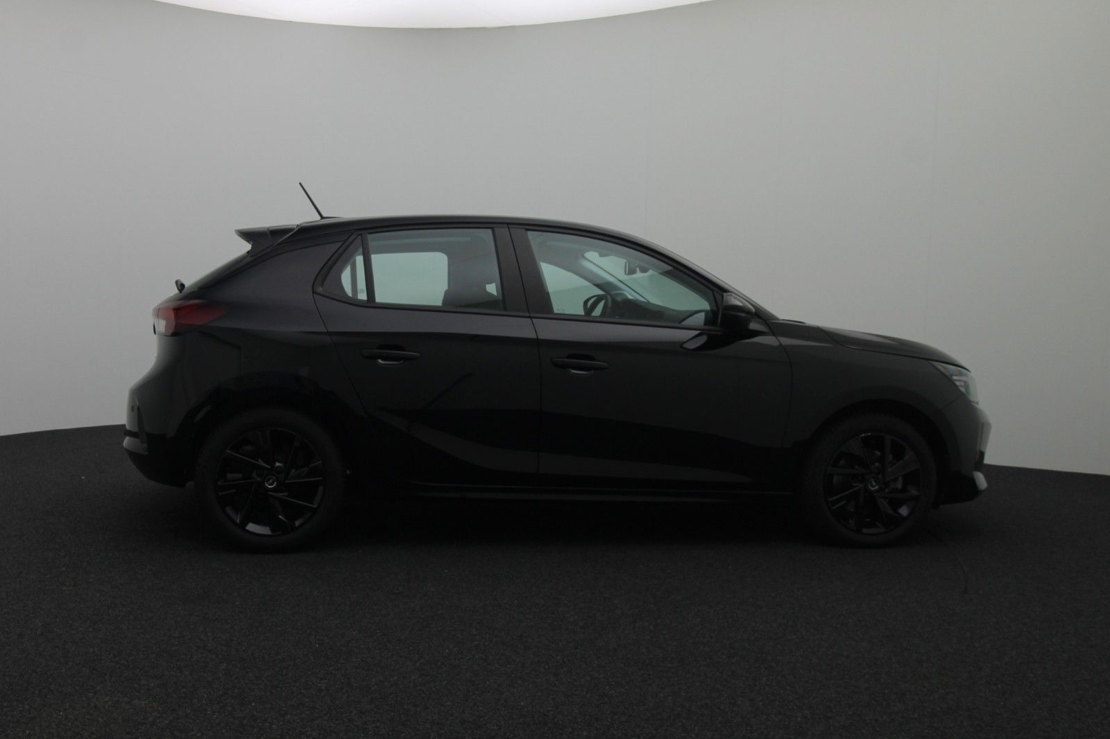 Fahrzeugabbildung Opel Corsa 1.2 F Basis